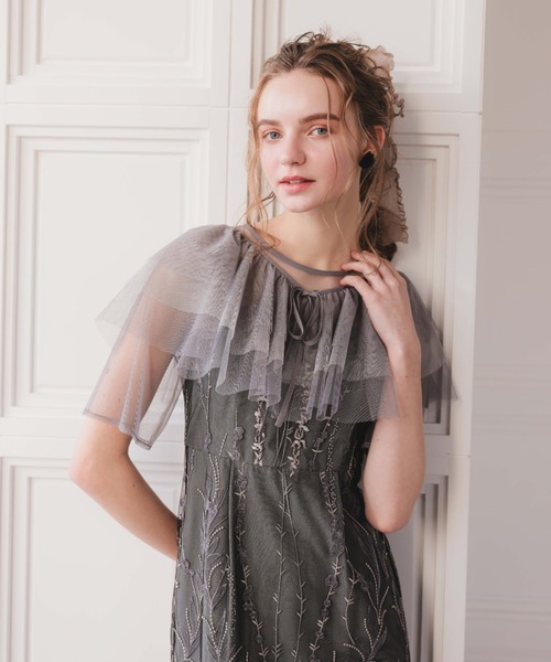 Dorry Doll(ドリードール)の「マルチケープIラインドレス(ドレス・レディース・チャコール/ブラウン/イエロー/ベージュ・MEDIUM)」の8枚目の写真