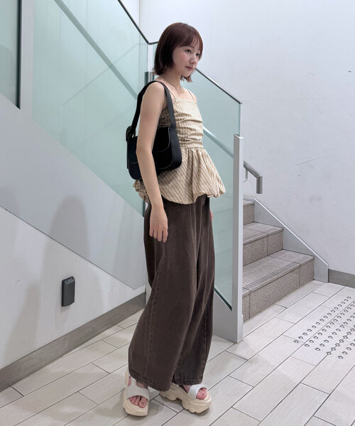 mline(エムライン)の「【新色追加!BEI/BLU】バルーンビスチェ(シャツ/ブラウス・レディース・オフホワイト/ブラック/ベージュ/ブルー・FREE)」の18枚目の写真