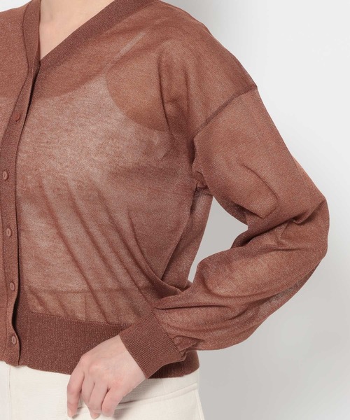 Andemiu（アンデミュウ）の「シアーVネックカーディガン494362（カーディガン/ボレロ・レディース・オフホワイト/ブラック/モカ・FREE）」の16枚目の写真