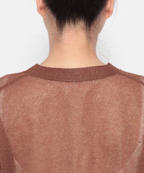 Andemiu（アンデミュウ）の「シアーVネックカーディガン494362（カーディガン/ボレロ・レディース・オフホワイト/ブラック/モカ・FREE）」の14枚目の写真