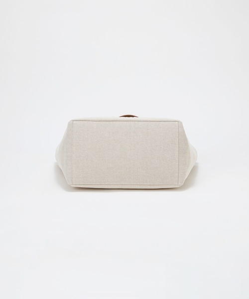 Breath TOPKAPI（ブレストプカピ）の「【Breath TOPKAPI】SMILE COLLETION エンボス スマイル ビッグ トートバッグ /スマイルチャーム付き（トートバッグ・レディース・ブラック/ベージュ・FREE）」の16枚目の写真