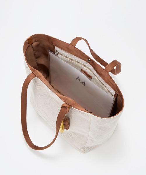 Breath TOPKAPI（ブレストプカピ）の「【Breath TOPKAPI】SMILE COLLETION エンボス スマイル ビッグ トートバッグ /スマイルチャーム付き（トートバッグ・レディース・ブラック/ベージュ・FREE）」の5枚目の写真