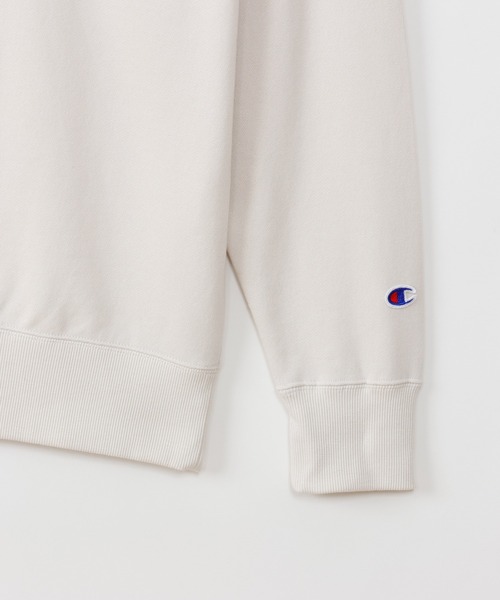 Champion(チャンピオン)の「【Champion/チャンピオン】メンズ ベーシック クルーネックスウェットシャツ(スウェット・メンズ・ブラック系その他/オートミール/ネイビー/ライトイエロー/オフホワイト・X-LARGE/LARGE/MEDIUM/SMALL)」の9枚目の写真