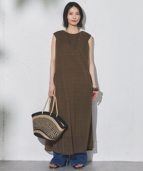 Doux archives（ドゥアルシーヴ）の「2WAYエスパンディロングワンピース（ワンピース・レディース・ネイビー/グレー/カーキ・38）」の20枚目の写真