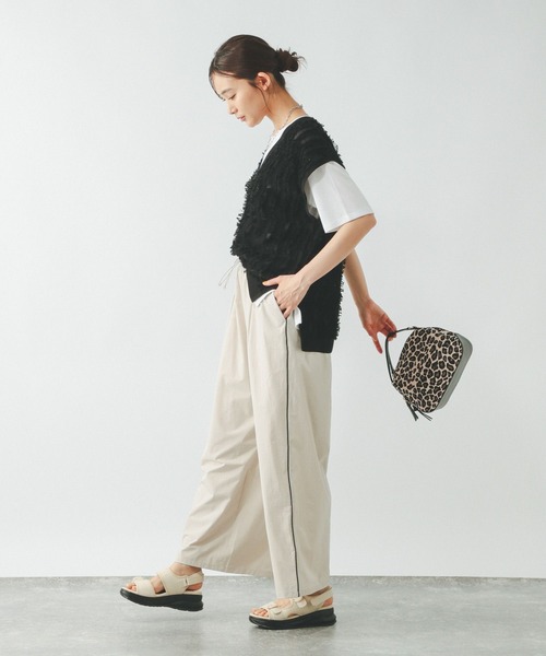 GLOBAL WORK（グローバルワーク）の「シアーフリンジベスト＊半袖T/492462（Tシャツ/カットソー・レディース・ライトグレー/ブラック/オフホワイト・MEDIUM/LARGE）」の13枚目の写真