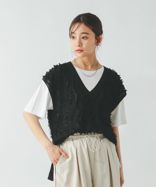 GLOBAL WORK（グローバルワーク）の「シアーフリンジベスト＊半袖T/492462（Tシャツ/カットソー・レディース・ライトグレー/ブラック/オフホワイト・MEDIUM/LARGE）」の15枚目の写真