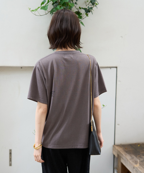Rouge vif Anna(ルージュヴィフアンナ)の「シアーロゴTシャツ(Tシャツ/カットソー・レディース・ホワイト/チャコールグレー・フリー)」の14枚目の写真