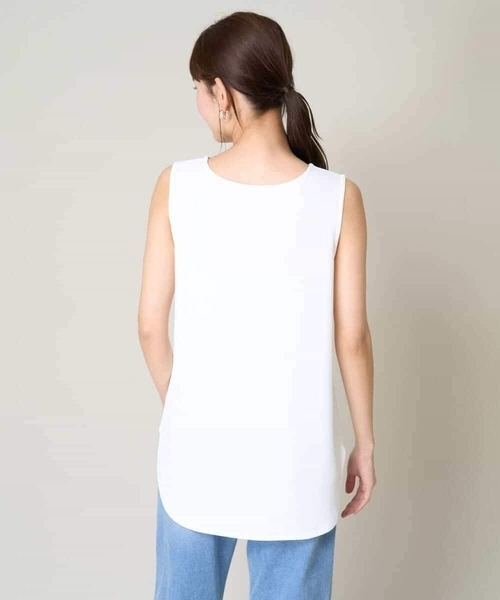 a.v.v（アーヴェヴェ）の「ラウンドヘムタンクトップ（タンクトップ・レディース・ホワイト・34/36/38/40）」の12枚目の写真