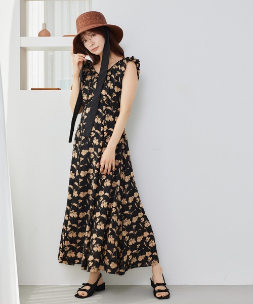 mysty woman（ミスティウーマン）の「デザインエンパイアワンピース　574371（ワンピース・レディース・オフホワイト/ブラック・FREE）」の5枚目の写真