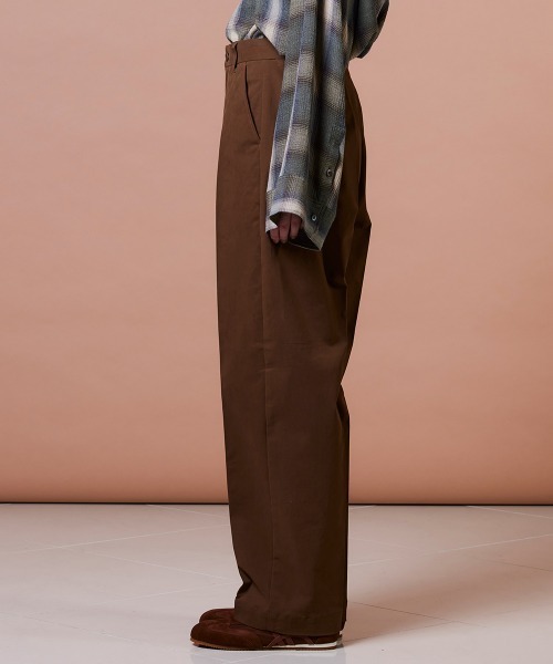 DOUBLE STANDARD CLOTHING(ダブルスタンダードクロージング)の「ツイルコットンストレッチパンツ(その他パンツ・レディース・ダークグリーン/ブラウン・38/36)」の5枚目の写真