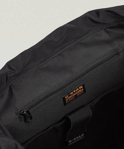 G-STAR（ジースター）の「Motion Backpack/撥水マルチプルポケットバックパック（バックパック/リュック・メンズ・ブラック・ONE SIZE）」の3枚目の写真