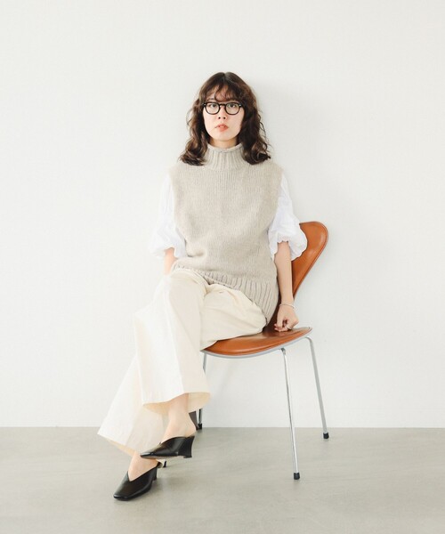 B:MING by BEAMS(ビーミングバイビームス)の「エドワード ハイネック ベスト(ニット/セーター・レディース・ライトグレー/ネイビー/ブラウン系その他・ONE SIZE)」の11枚目の写真