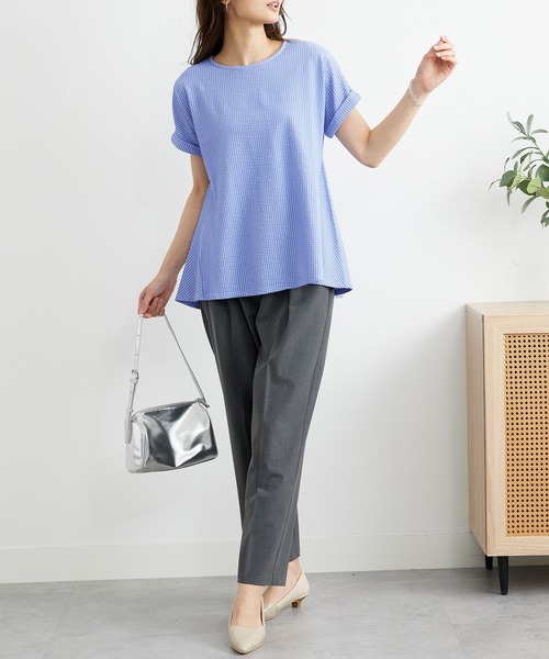 BELLUNA PLUS（ベルーナ）の「ニットサッカー素材ペプラムプルオーバー（Tシャツ/カットソー・レディース・ライラック/ネイビー系/アイボリー系・LARGE/X-LARGE/MEDIUM）」の8枚目の写真
