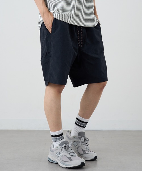 NANGA（ナンガ）の「【NANGA】NYLON TUSSER EASY SHORTS NW2321-1I512（その他パンツ・メンズ・ブラック/アイボリー・L/M/S）」の6枚目の写真