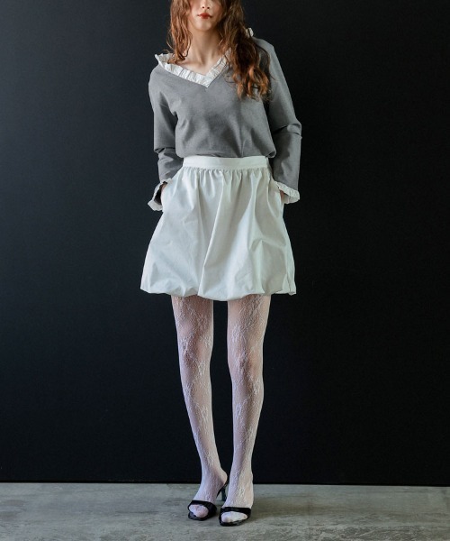 DONOBAN（ドノバン）の「Vネックフリルトップス（その他トップス・レディース・ホワイト/チャコール/グレー/ベージュ・ONE）」の19枚目の写真