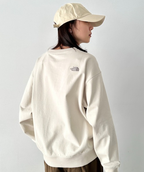 THE NORTH FACE（ザノースフェイス）の「国内未発売  THE NORTH FACE(ザ・ノースフェイス)/ワンポイント ロゴ刺繍 スウェット サイズ展開豊富 大きめサイズあり/M'S CORE SWEATSHIRTS（スウェット・レディース・クリーム/ラベンダー/シルバー/グレー/ブラック/ネイビー・M/XXL/XL/L）」の17枚目の写真