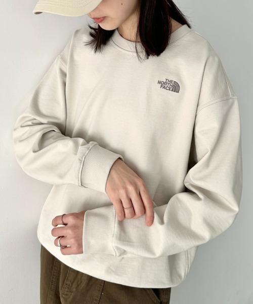 THE NORTH FACE（ザノースフェイス）の「国内未発売  THE NORTH FACE(ザ・ノースフェイス)/ワンポイント ロゴ刺繍 スウェット サイズ展開豊富 大きめサイズあり/M'S CORE SWEATSHIRTS（スウェット・レディース・クリーム/ラベンダー/シルバー/グレー/ブラック/ネイビー・M/XXL/XL/L）」の11枚目の写真