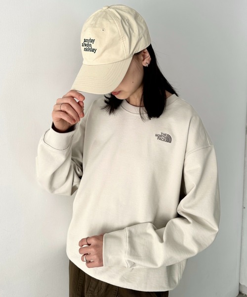 THE NORTH FACE（ザノースフェイス）の「国内未発売  THE NORTH FACE(ザ・ノースフェイス)/ワンポイント ロゴ刺繍 スウェット サイズ展開豊富 大きめサイズあり/M'S CORE SWEATSHIRTS（スウェット・レディース・クリーム/ラベンダー/シルバー/グレー/ブラック/ネイビー・M/XXL/XL/L）」の12枚目の写真