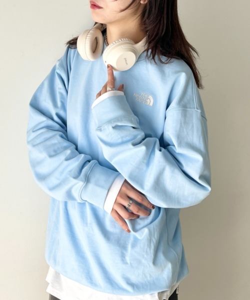 THE NORTH FACE(ザノースフェイス)の「THE NORTH FACE(ザ・ノースフェイス)/ワンポイント ロゴ刺繍 スウェット サイズ展開豊富 大きめサイズあり/M'S CORE SWEATSHIRTS(スウェット・レディース・クリーム/ラベンダー/シルバー/グレー/ブラック/ネイビー/サンドベージュ/ライトブルー・M/XXL/XL/L/3XL)」の16枚目の写真