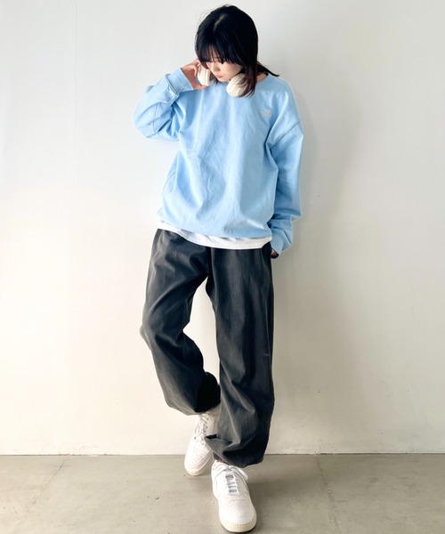 THE NORTH FACE(ザノースフェイス)の「THE NORTH FACE(ザ・ノースフェイス)/ワンポイント ロゴ刺繍 スウェット サイズ展開豊富 大きめサイズあり/M'S CORE SWEATSHIRTS(スウェット・レディース・クリーム/ラベンダー/シルバー/グレー/ブラック/ネイビー/サンドベージュ/ライトブルー・M/XXL/XL/L/3XL)」の12枚目の写真
