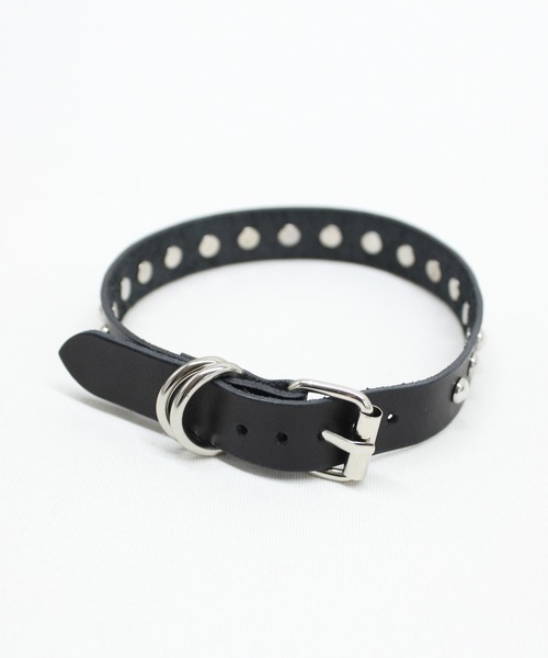 RNA(アールエヌエー)の「E5152 スタッズダブルリストバンド(バングル/リストバンド・レディース・ブラック・FREE)」の2枚目の写真