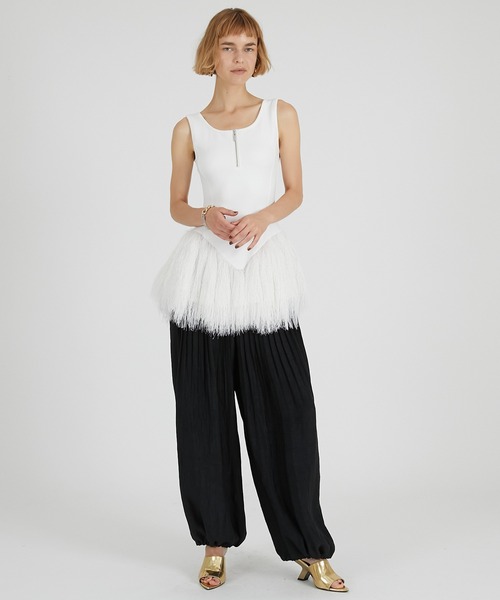 PRANK PROJECT(プランクプロジェクト)の「シャギーヘムペプラムタンク / Shaggy Hem Peplum Tank(その他トップス・レディース・アイボリー/ブラック・FREE)」の3枚目の写真