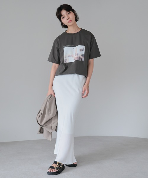 SOTT(ソット)の「Terrace Photo Tee / テラスフォトTシャツ(Tシャツ/カットソー・レディース・チャコールグレー/ブラック/オフホワイト・FREE)」の22枚目の写真