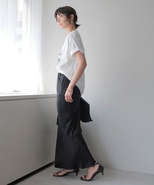 SOTT(ソット)の「Terrace Photo Tee / テラスフォトTシャツ(Tシャツ/カットソー・レディース・チャコールグレー/ブラック/オフホワイト・FREE)」の14枚目の写真
