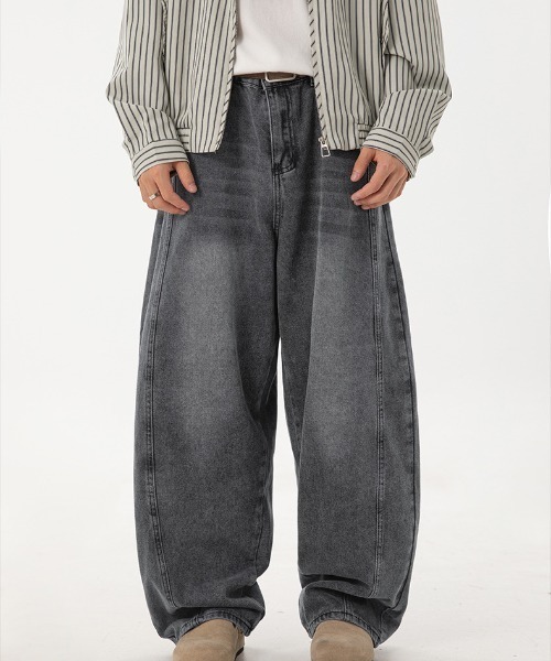 REBALANCE（リバランス）の「レトロワイドデニムパンツ_メンズ（デニムパンツ・メンズ・B/D/C/A・X-LARGE/LARGE/MEDIUM）」の19枚目の写真