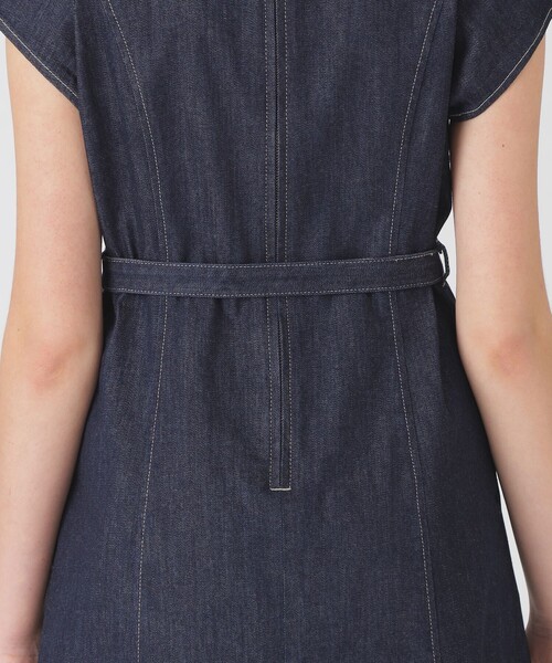 BLUE LABEL CRESTBRIDGE（ブルーレーベルクレストブリッジ）の「ライト