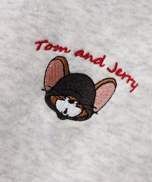 Tom&Jerry(トムアンドジェリー)の「【Tom & Jerry/トム & ジェリー】アートワークデザイン 裏起毛 サガラ刺繍 クルーネック スウェット トレーナー(スウェット・メンズ・スミクロ/オフホワイト/ダークグリーン/グレー系/ダークブルー/ネイビー/ブラック系その他/グレイッシュベージュ/アイボリー/ブラック・M/LL/L)」の16枚目の写真