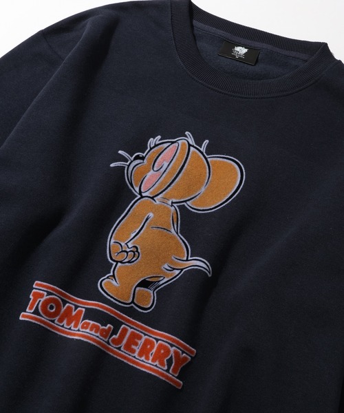 Tom&Jerry(トムアンドジェリー)の「【Tom & Jerry/トム & ジェリー】アートワークデザイン 裏起毛 サガラ刺繍 クルーネック スウェット トレーナー(スウェット・メンズ・スミクロ/オフホワイト/ダークグリーン/グレー系/ダークブルー/ネイビー/ブラック系その他/グレイッシュベージュ/アイボリー/ブラック・M/LL/L)」の18枚目の写真