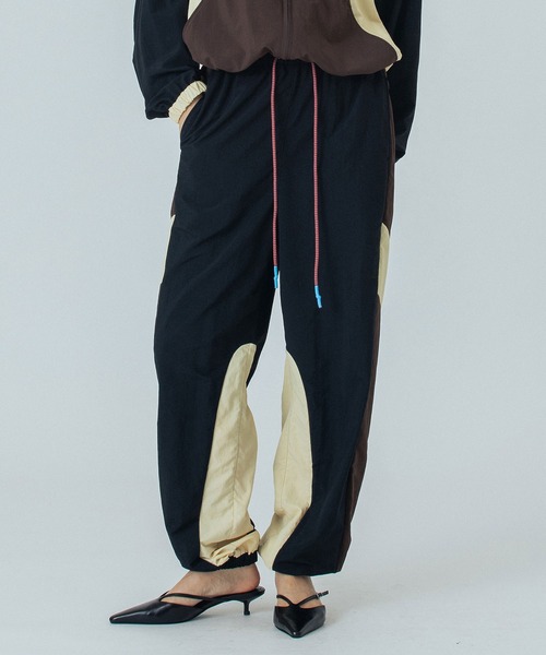 ROSE BUD(ローズバッド)の「(mici)MIX COLOR DRAWSTRING PANT(その他パンツ・レディース・ブラック/バーガンディー・S/M)」の3枚目の写真