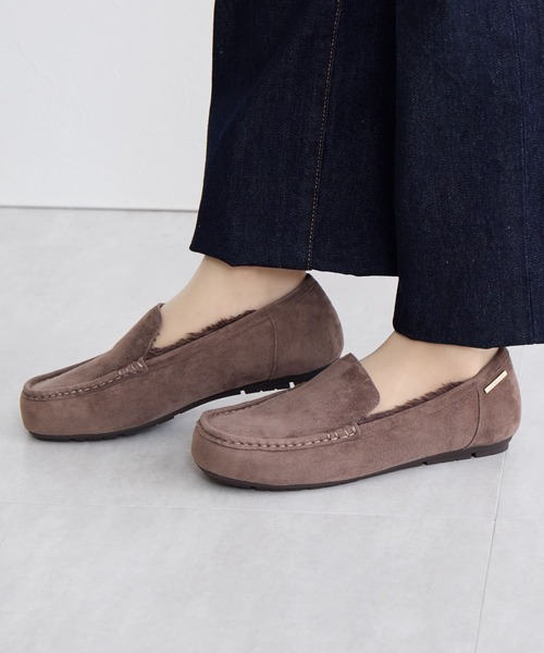 HIMIKO（ヒミコ）の「【HIMIKO】【撥水】ふわふわモカシン/651319（モカシン/デッキシューズ・レディース・ブラック/ダークブラウン/ブルー/ゴールド/イエロー・24.0cm/23.5cm/23.0cm/22.5cm/22.0cm/25.0cm/24.5cm/26.0cm/26.5cm/21.5cm/25.5cm）」の2枚目の写真