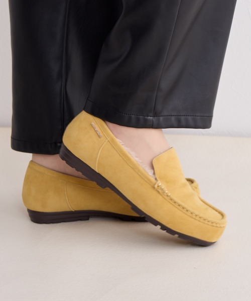 HIMIKO（ヒミコ）の「【HIMIKO】【撥水】ふわふわモカシン/651319（モカシン/デッキシューズ・レディース・ブラック/ダークブラウン/ブルー/ゴールド/イエロー・24.0cm/23.5cm/23.0cm/22.5cm/22.0cm/25.0cm/24.5cm/26.0cm/26.5cm/21.5cm/25.5cm）」の16枚目の写真