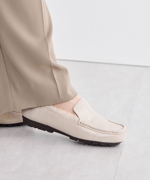 HIMIKO（ヒミコ）の「【HIMIKO】【撥水】ふわふわモカシン/651319（モカシン/デッキシューズ・レディース・ブラック/ダークブラウン/ブルー/ゴールド/イエロー・24.0cm/23.5cm/23.0cm/22.5cm/22.0cm/25.0cm/24.5cm/26.0cm/26.5cm/21.5cm/25.5cm）」の21枚目の写真