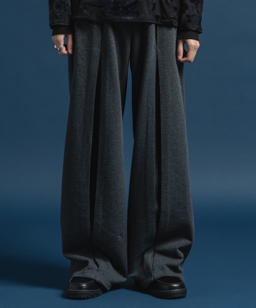 CASPER JOHN(キャスパージョン)の「Tuck sweat pants / タックスウェットパンツ(スウェットパンツ・メンズ・グレー/チャコールグレー/ブラック・LARGE/MEDIUM/SMALL/X-SMALL)」の18枚目の写真