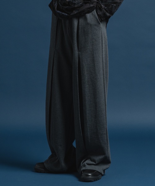 CASPER JOHN(キャスパージョン)の「Tuck sweat pants / タックスウェットパンツ(スウェットパンツ・メンズ・グレー/チャコールグレー/ブラック・LARGE/MEDIUM/SMALL/X-SMALL)」の20枚目の写真