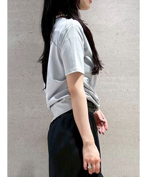 LILY BROWN（リリーブラウン）の「ドレープオフショルカットソー（Tシャツ/カットソー・レディース・ブラック/ブルー/ホワイト・F）」の8枚目の写真