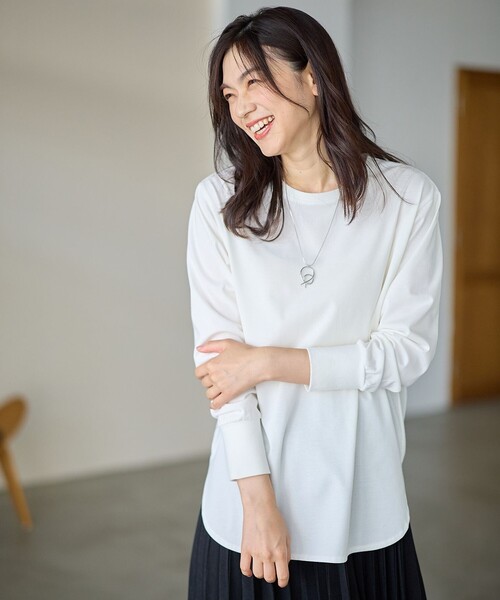 ANY(エニィ)の「シャツテールロングスリーブTシャツ(Tシャツ/カットソー・レディース・ホワイト系/グレー系/ベージュ系2・MEDIUM/LARGE)」の4枚目の写真