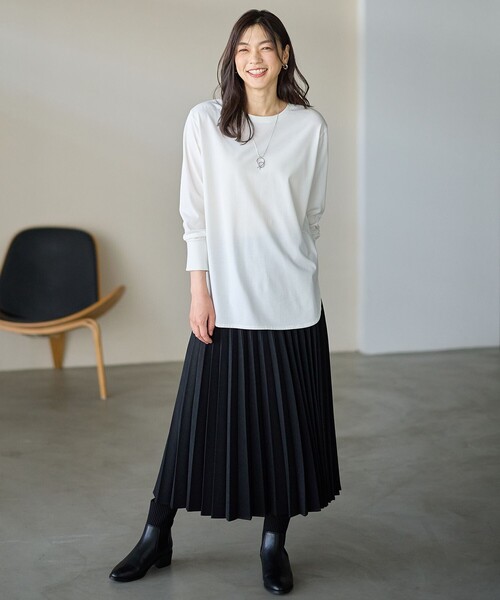 ANY(エニィ)の「シャツテールロングスリーブTシャツ(Tシャツ/カットソー・レディース・ホワイト系/グレー系/ベージュ系2・MEDIUM/LARGE)」の5枚目の写真