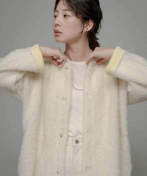 URBAN RESEARCH Sonny Label（アーバンリサーチサニーレーベル）の「ダブルフェイスバイカラーカーディガン（カーディガン/ボレロ・レディース・ベージュ/オフホワイト/グレー・FREE）」の4枚目の写真