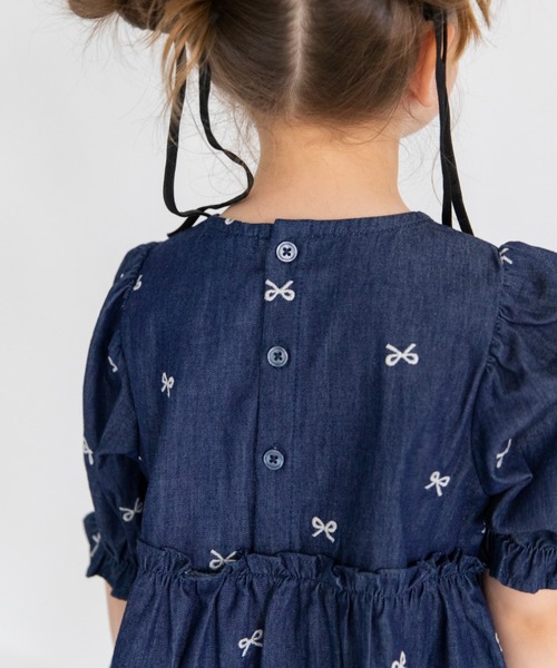 BRANSHES(ブランシェス)の「【おそろい】リボン柄刺繍チュニック(シャツ/ブラウス・キッズ・ネイビー・100/110/120/130/140/150)」の11枚目の写真