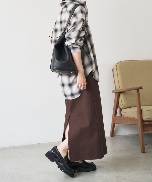 LE TALON(ルタロン)の「《追加2》アツゾコモールドローファー(ローファー・レディース・ブラウン/ブラック×ブラック/ブラック系その他・22.5cm/22cm/25cm/24.5cm/24cm/23.5cm/23cm)」の10枚目の写真