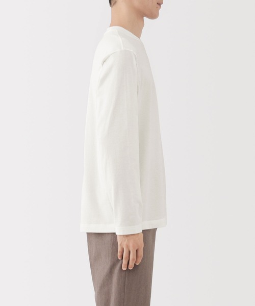 無印良品（ムジルシリョウヒン）の「紳士　起毛クルーネック長袖Ｔシャツ（Tシャツ/カットソー・メンズ・ブラウン系/チャコールグレー/ダークグリーン/ネイビー/ホワイト・S/M/L/XL/XXL/XS）」の8枚目の写真