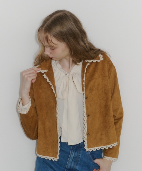idem（イデム）の「piping lace suede jacket / パイピングレーススエードジャケット（テーラードジャケット・レディース・キャメル・FREE）」の15枚目の写真
