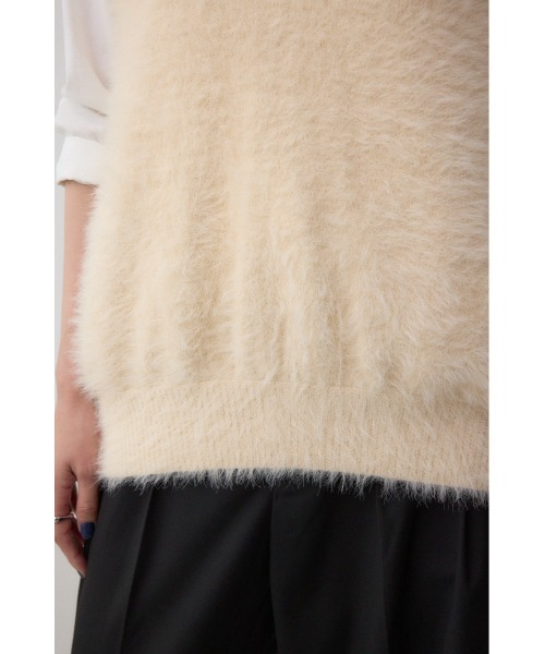 AZUL by moussy（アズールバイマウジー）の「シャギーニットベスト（ベスト・レディース・ブラウン/グレー/アイボリー・FREE）」の13枚目の写真