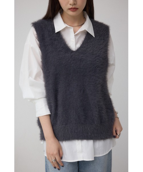 AZUL by moussy（アズールバイマウジー）の「シャギーニットベスト（ベスト・レディース・ブラウン/グレー/アイボリー・FREE）」の14枚目の写真