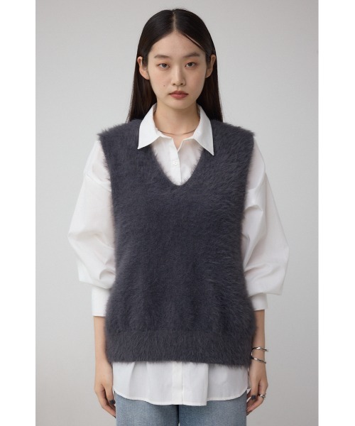 AZUL by moussy（アズールバイマウジー）の「シャギーニットベスト（ベスト・レディース・ブラウン/グレー/アイボリー・FREE）」の18枚目の写真