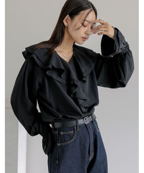 Re:EDIT（リエディ）の「シアーエアリーラッフルカラーブラウス（シャツ/ブラウス・レディース・ホワイト/ブルー/グレイッシュベージュ/ブラック・LARGE/MEDIUM）」の6枚目の写真